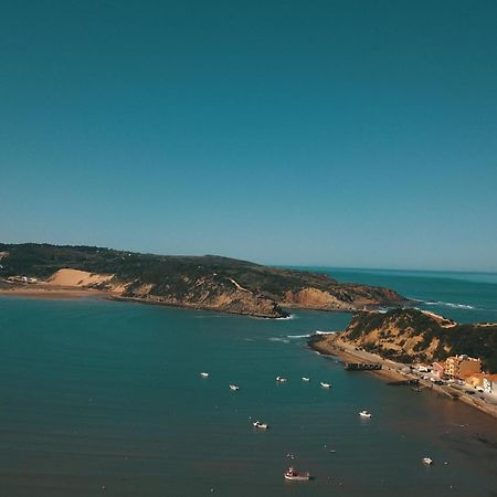 Albergaria Sao Pedro Сан-Мартинью-ду-Порту Экстерьер фото